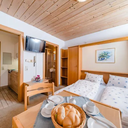 Apartmenthaus Kuchelberg Altenmarkt im Pongau Exterior photo